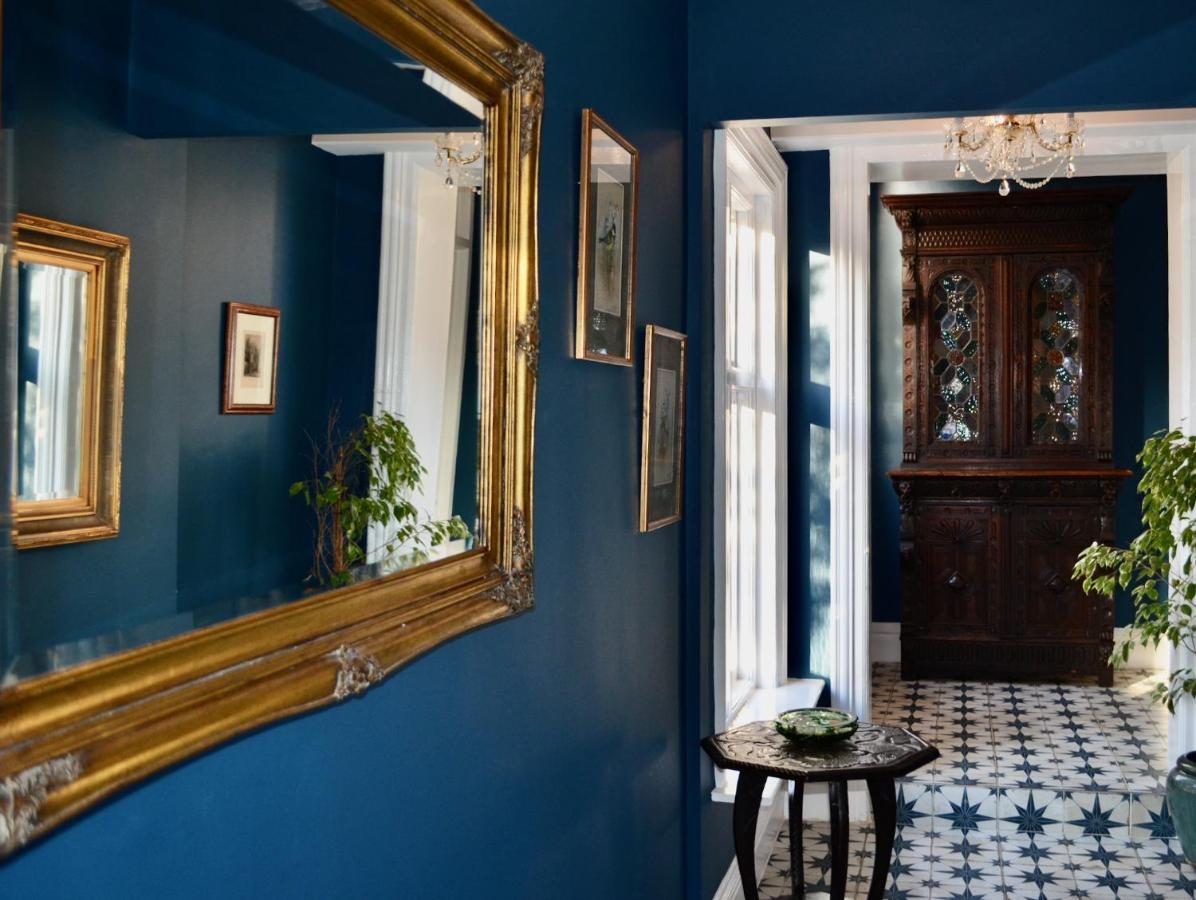 Georges Place Guest house 3*
