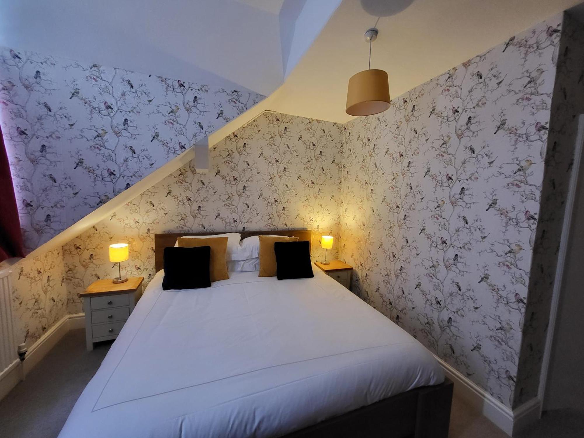 Guest house Georges Place 3*